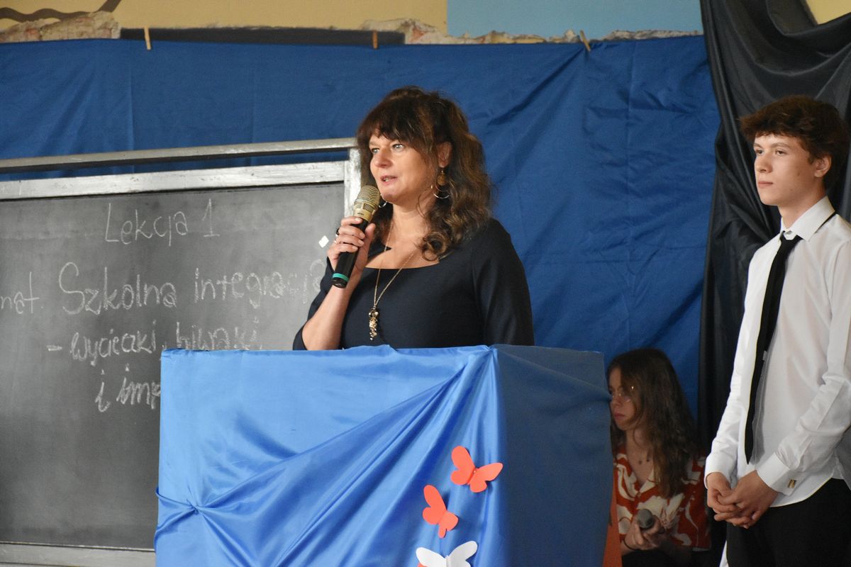 Rozpoczęcie roku szkolnego 
w&nbsp;I&nbsp;Liceum w&nbsp;Lęborku (fot.K.Poziemski)