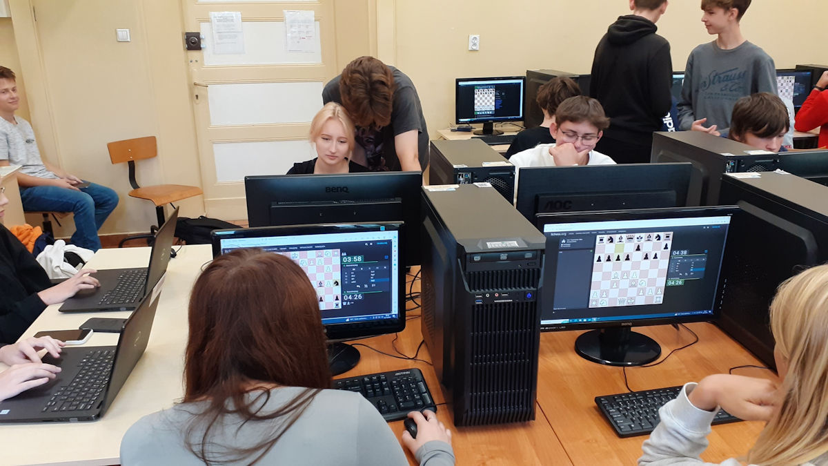 Fotorelacja Szkolnego Turnieju Szachowego